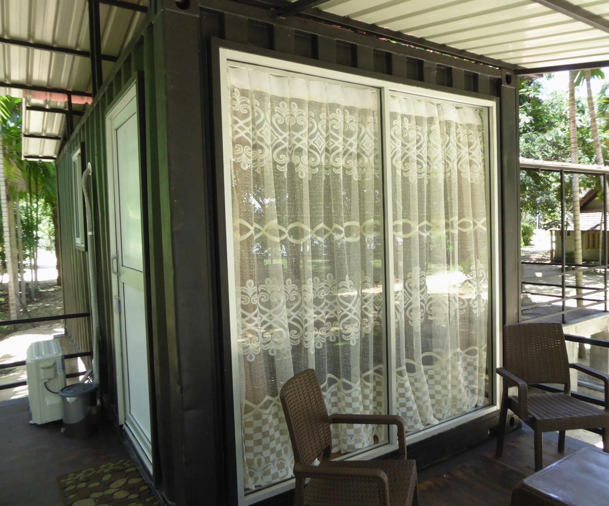 Riviera Resort Batticaloa Szoba fotó